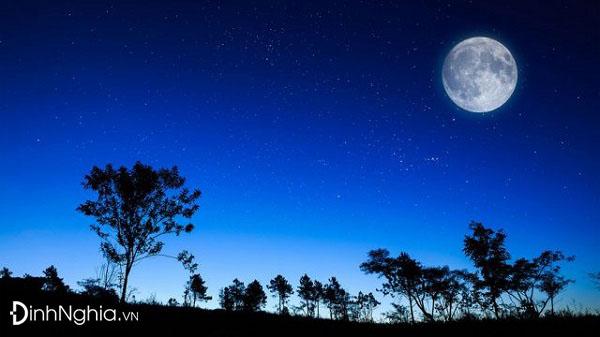 tìm hiểu và phân tích bài thơ ánh trăng trong quá khứ 